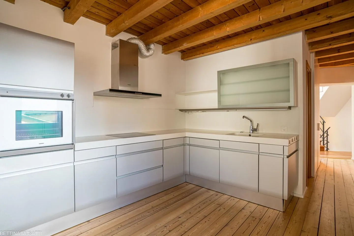 VICO MORCOTE – CHARM IN MAISONETTE - Photo 1 of 13