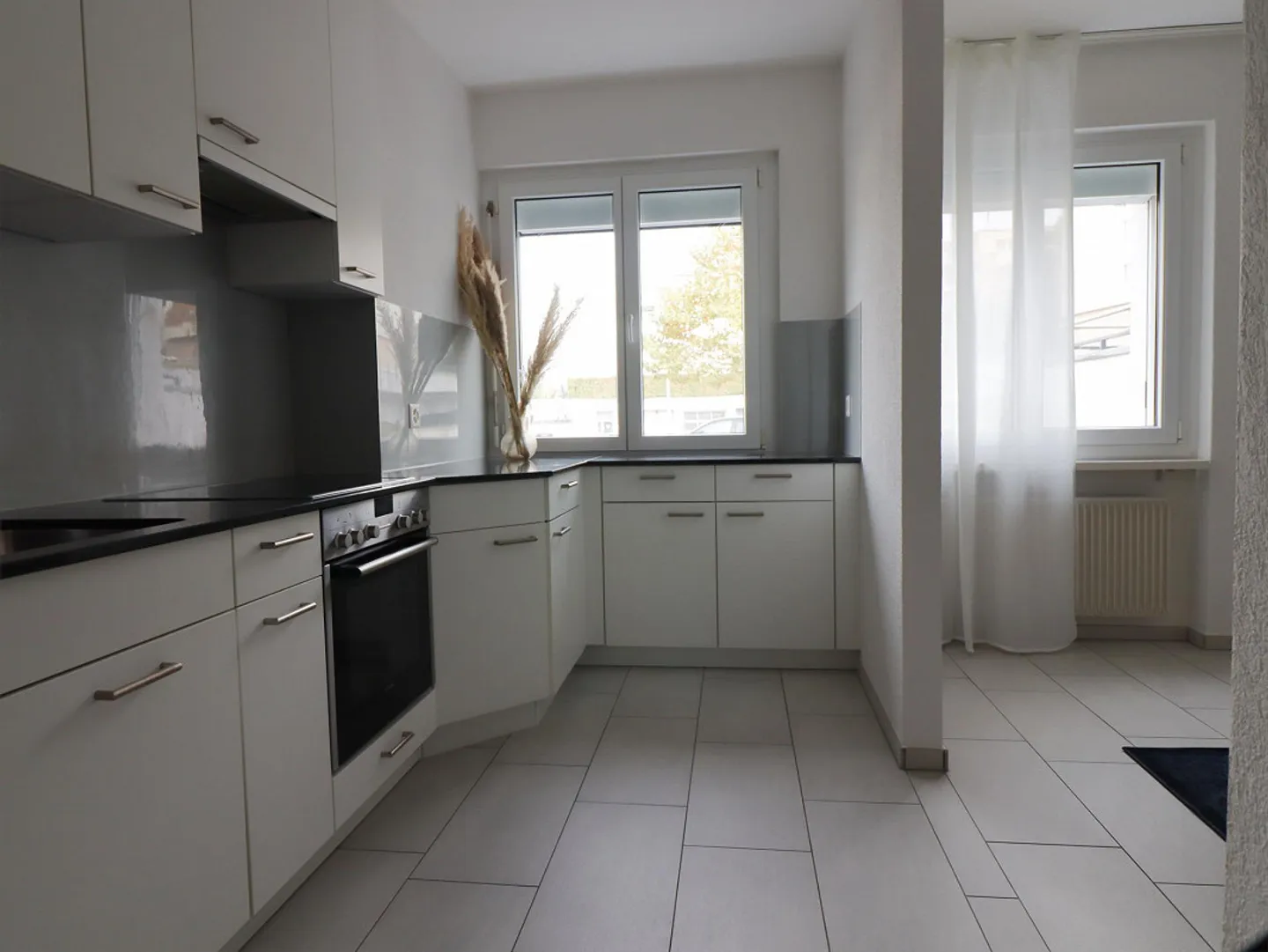 Furnished 3.5 room apartment on the ground floor - Photo 8 of 11