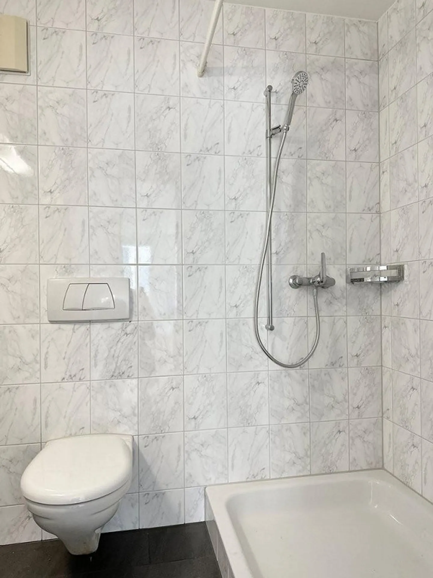 Living near the picturesque old town - Photo 10 of 10