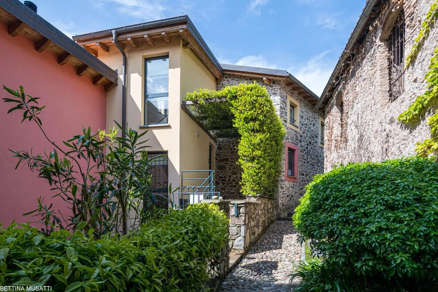 VICO MORCOTE – CHARM IN MAISONETTE - Photo 9 of 13