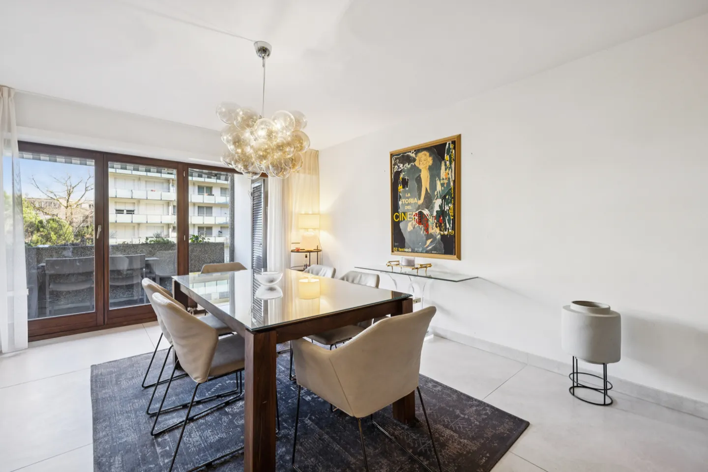 ESCLUSIVO - APPARTAMENTO RINNOVATO DI ALTA QUALITÀ - Foto 4 di 13