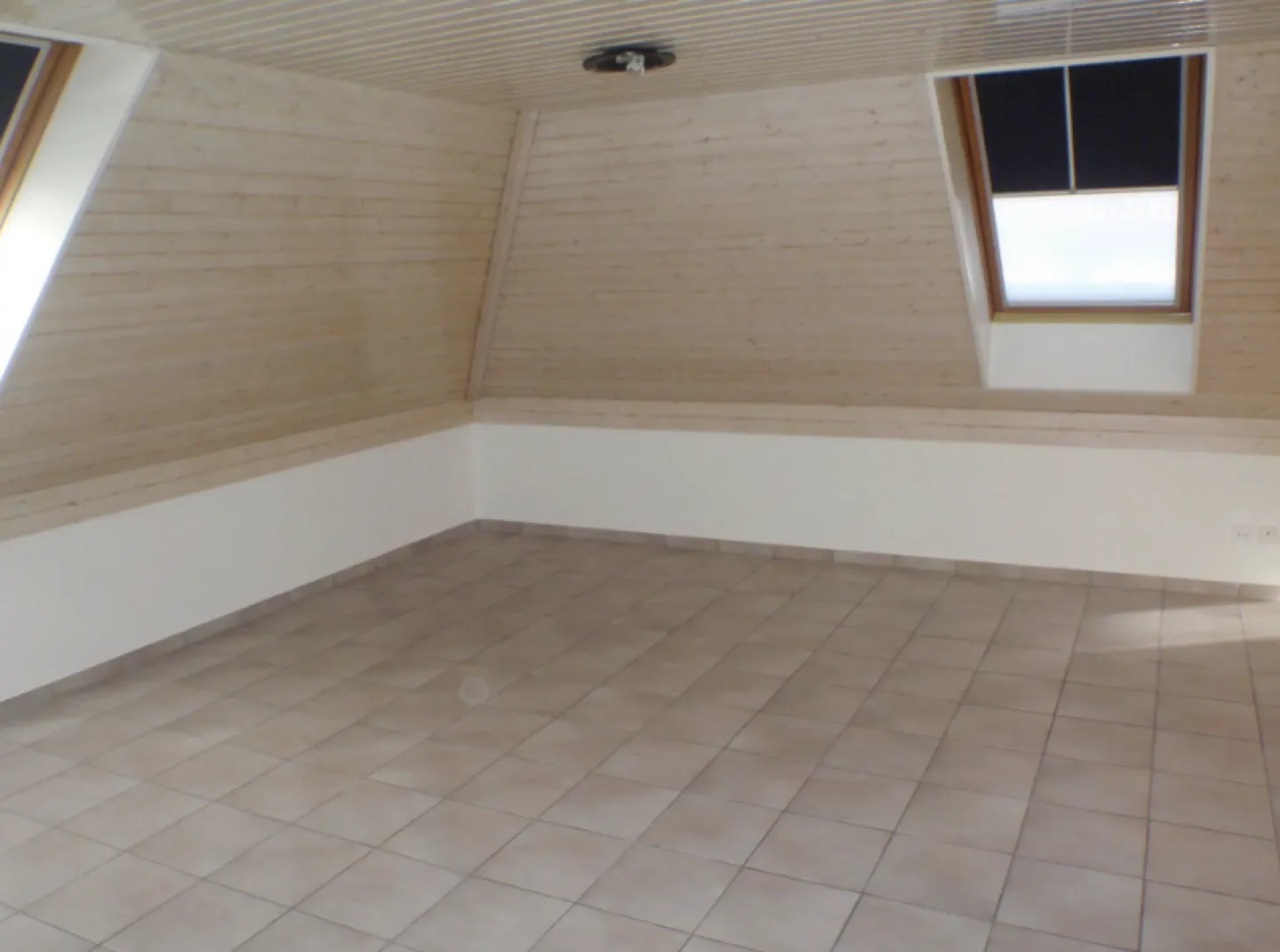 5.5 Zwhg im 2. OG - Foto 9 von 11