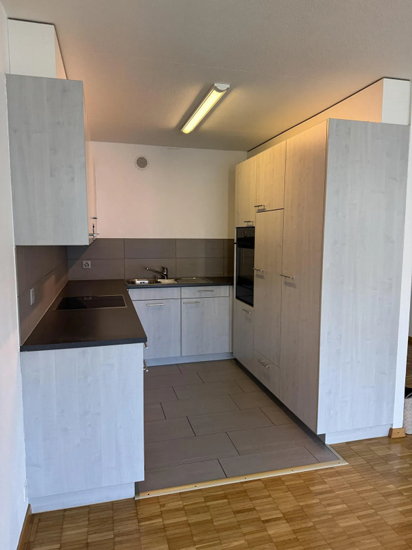 Helle 3.5 Zimmerwohnung - Foto 3 von 6