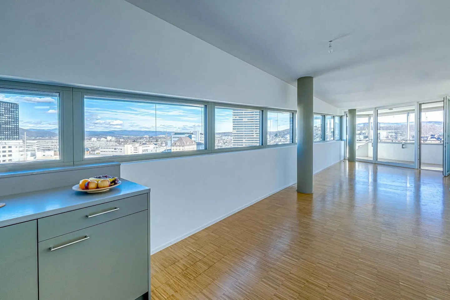 Moderne et spacieux - Photo 3 sur 7