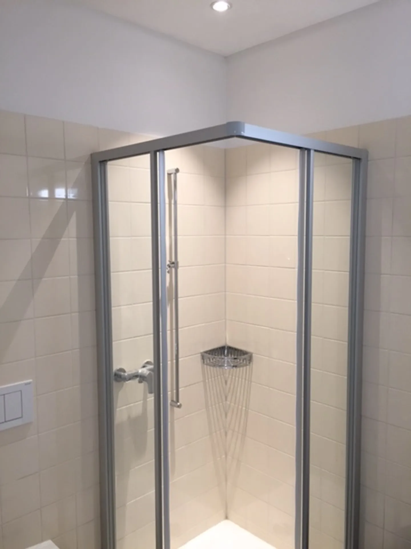 1er étage Est avec de hauts plafonds - Photo 9 sur 14