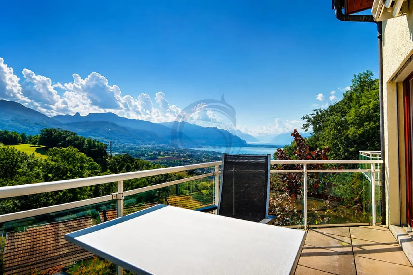 BEAUTIFUL 6.5-ROOM ATTACHED VILLA WITH LAKE VIEW - Photo 4 of 13