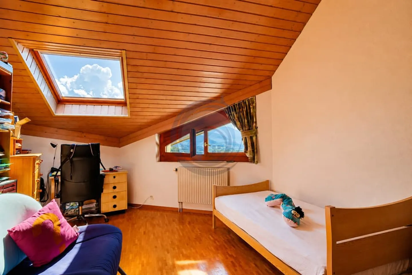 BEAUTIFUL 6.5-ROOM ATTACHED VILLA WITH LAKE VIEW - Photo 12 of 13