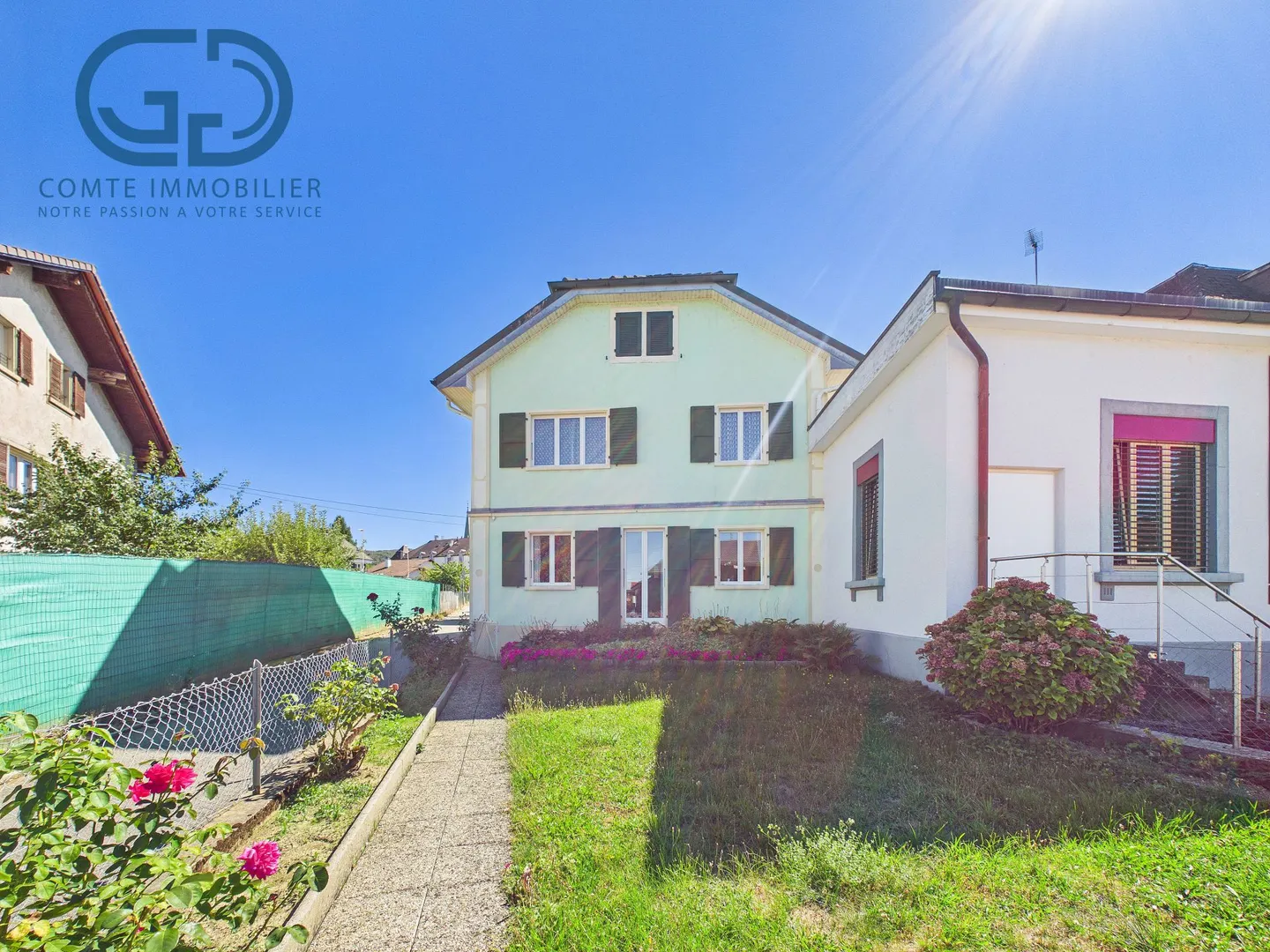 Charming Townhouse with Garden - Photo 1 of 13