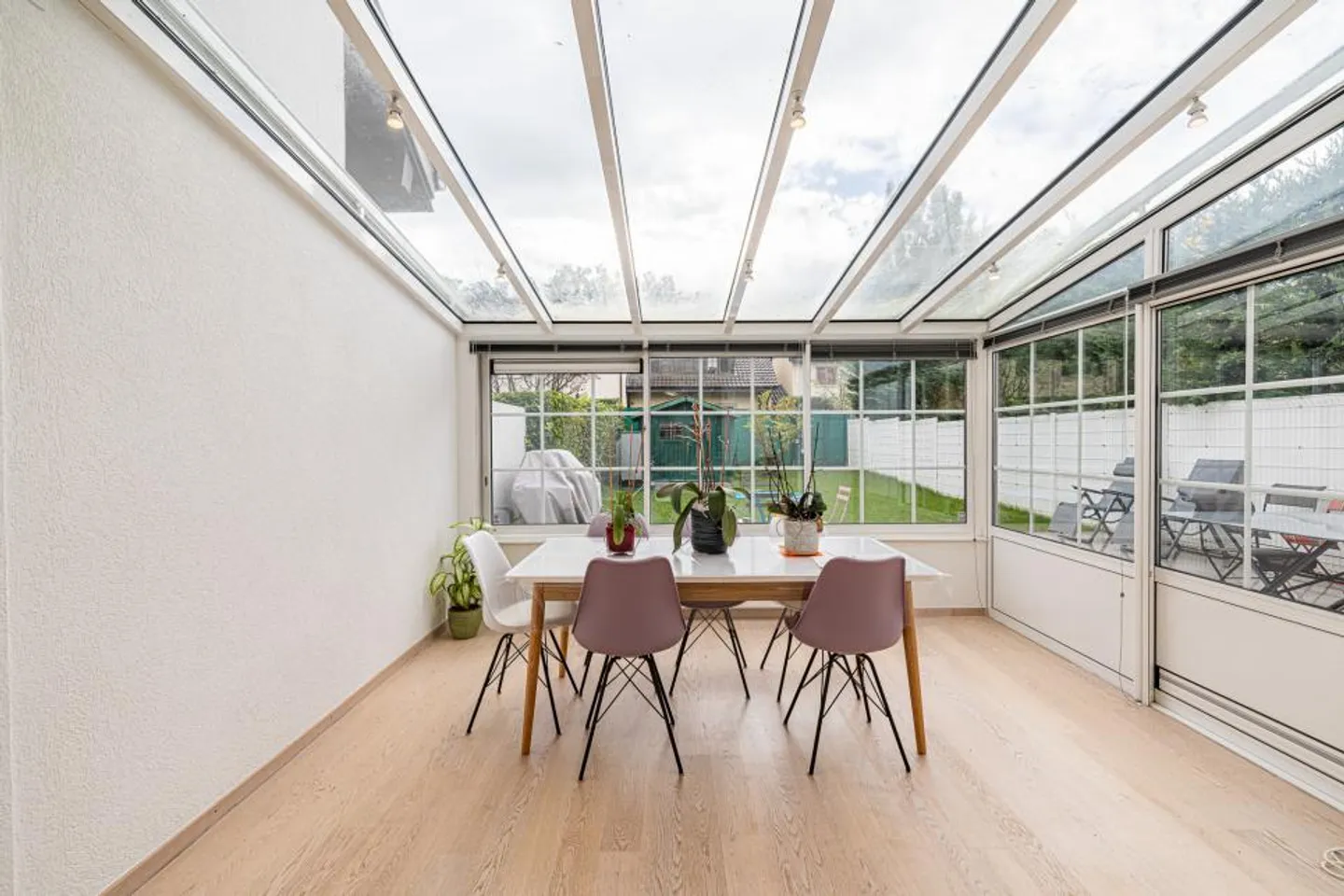 Maison jumelée 5 pièces - Photo 3 sur 8