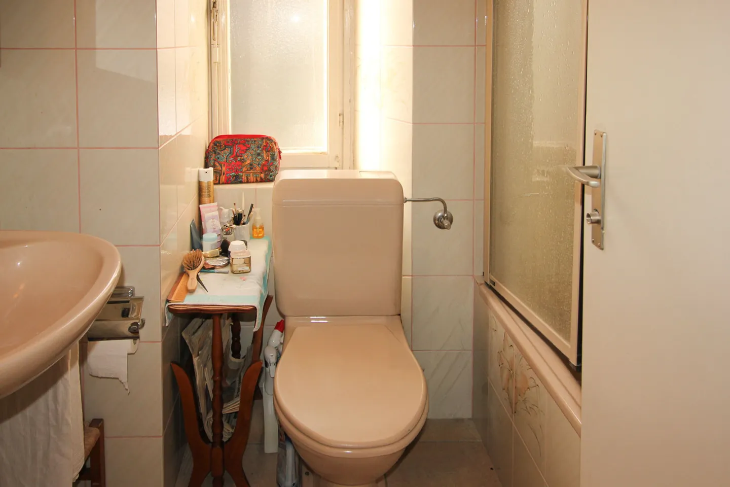 Rental building with 3 (4) apartments, 2 garages and 1 veranda - Photo 18 of 22