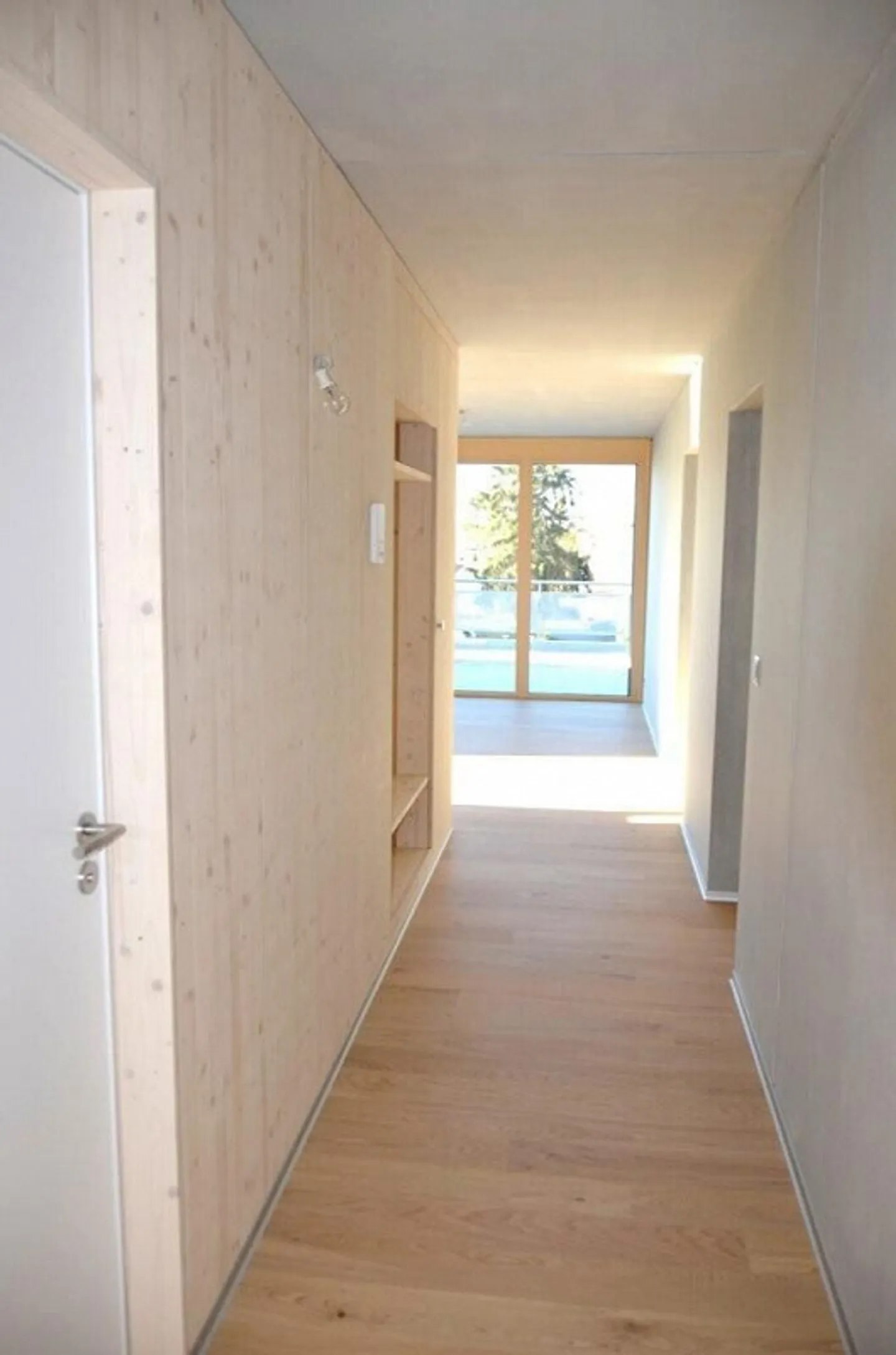 Your New Home: Spacious 4.5-Room Penthouse Apartment! - Photo 4 of 12