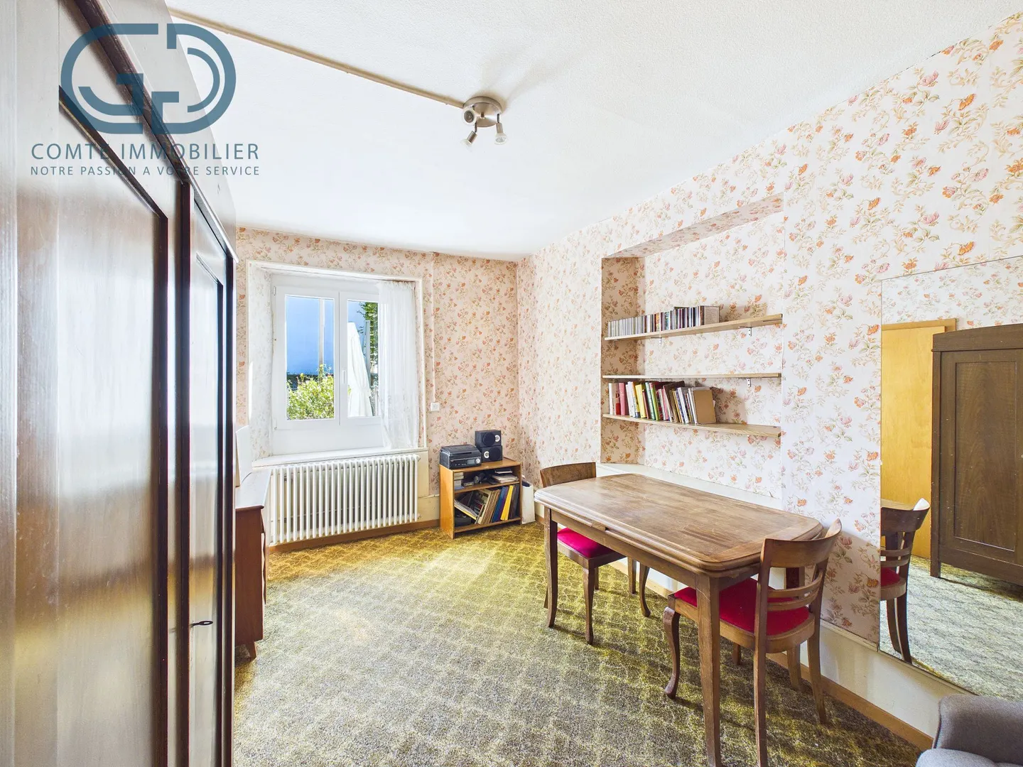 Charming Townhouse with Garden - Photo 5 of 13