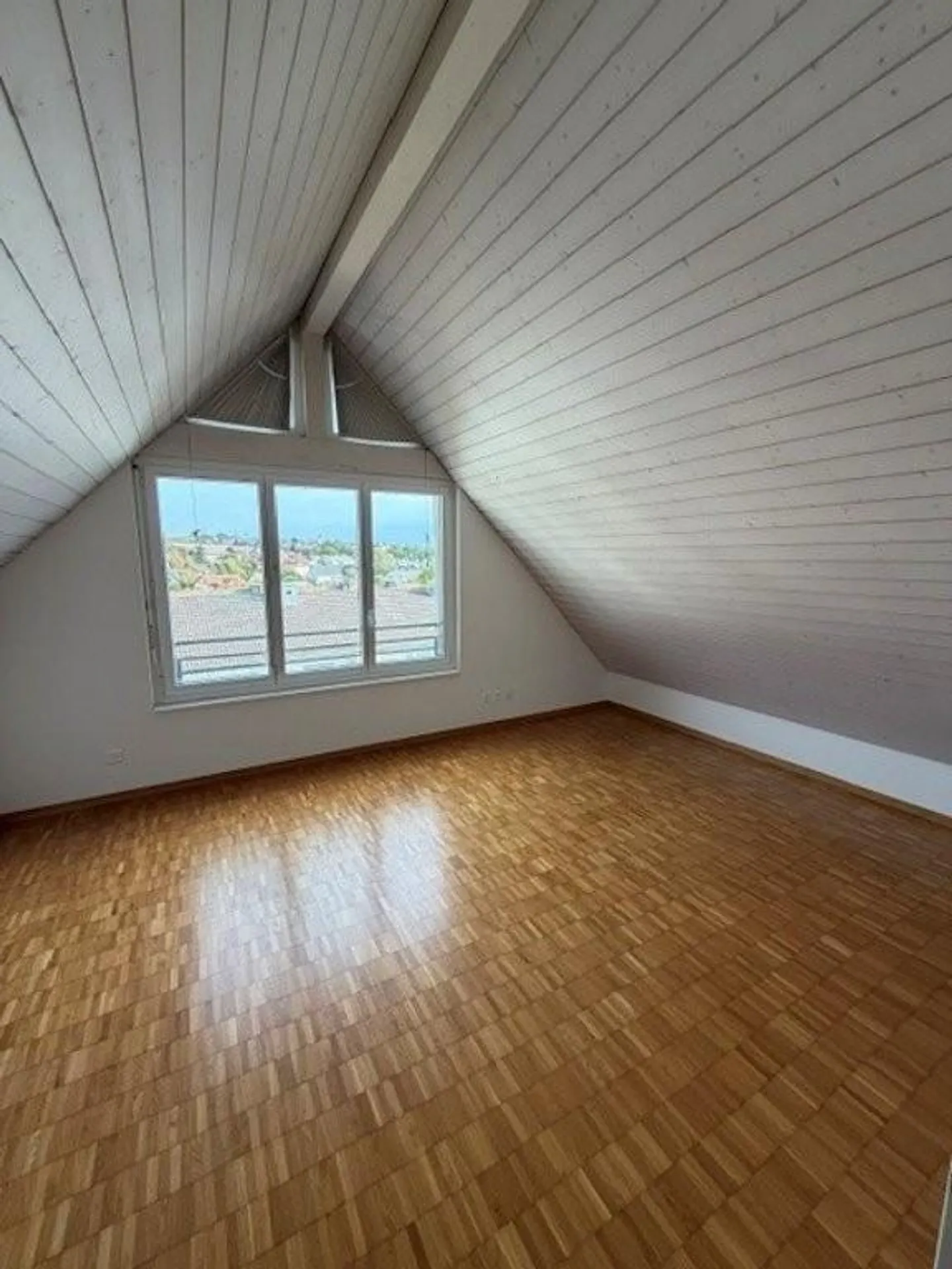 Exclusive 4.5-room maisonette apartment near S-Bahn - Photo 7 of 13