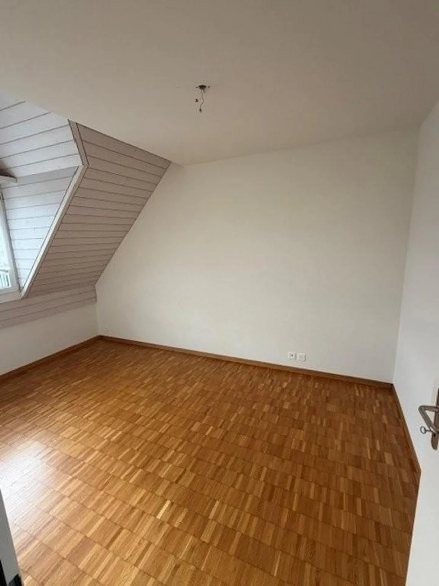 Exclusive 4.5-room maisonette apartment near S-Bahn - Photo 8 of 13