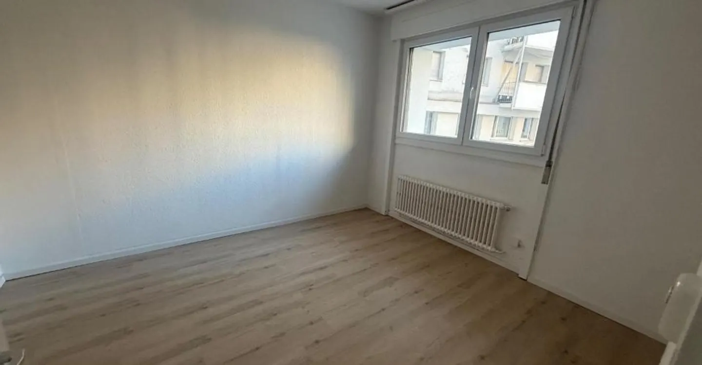 Espace Commercial Rénové - Photo 8 sur 10