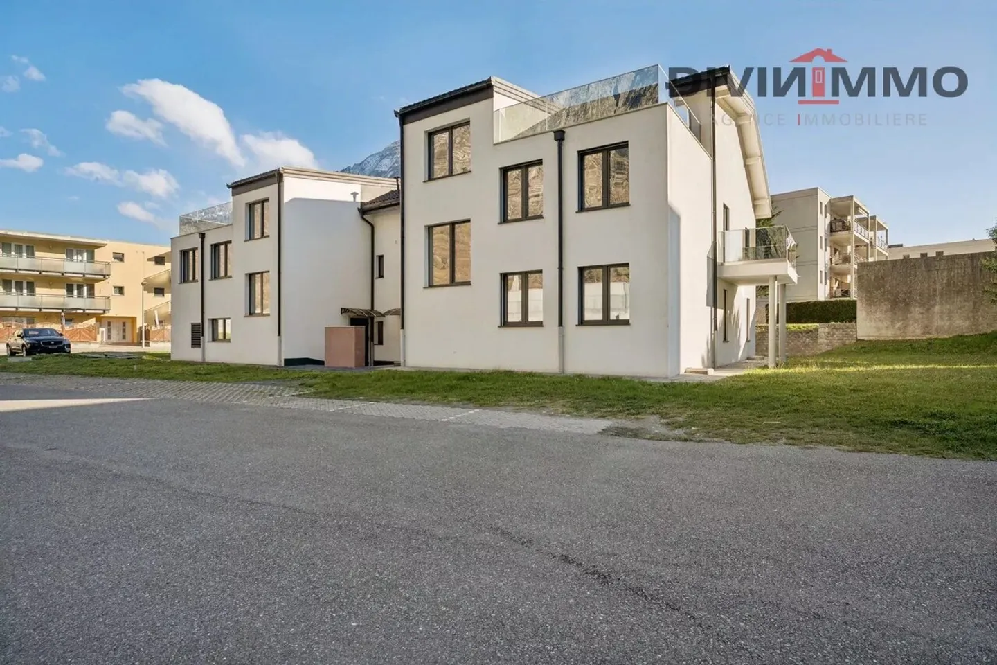 Appartement typique de 4,5 pièces au 1er étage - Photo 1 sur 8