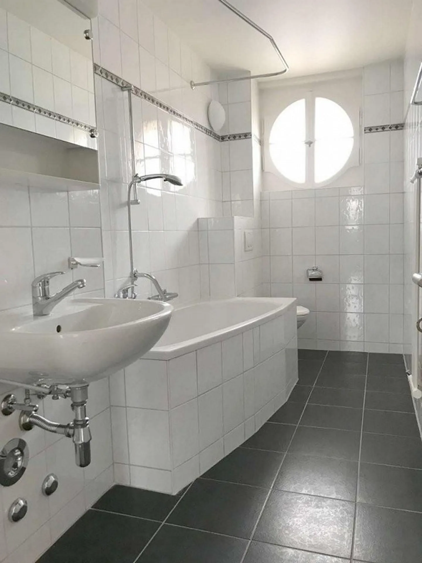 In der Nähe des Stadtzentrums und des Sees - Foto 5 von 8