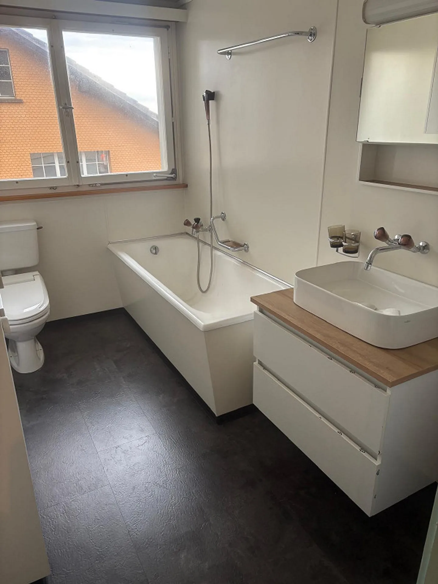 Spacious 3.5-room apartment - Photo 6 of 9