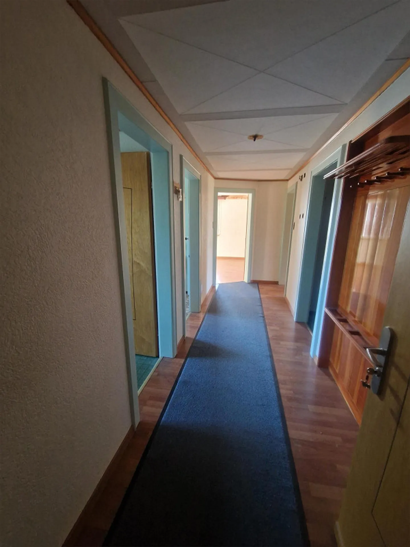 Spacious 3.5-room apartment - Photo 9 of 9