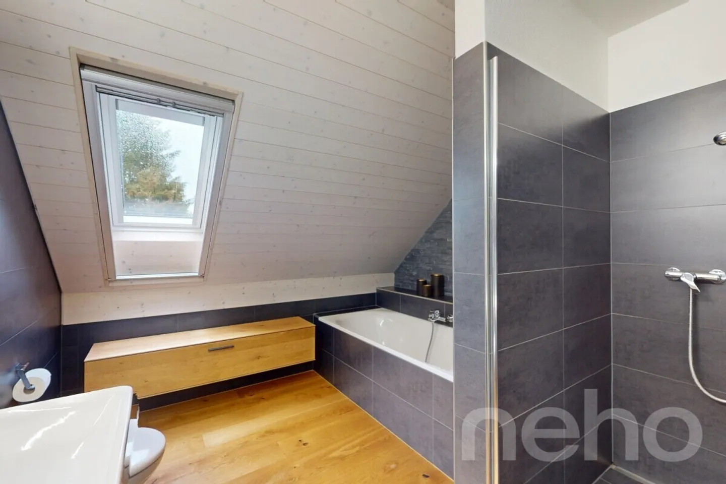 Duplex Élégant avec Atelier - Photo 5 sur 13