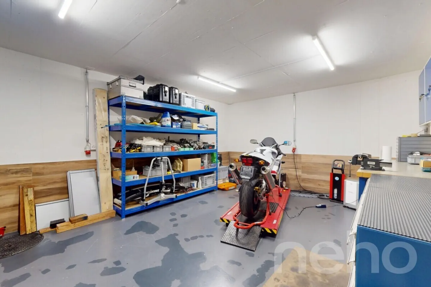 Duplex Élégant avec Atelier - Photo 8 sur 13