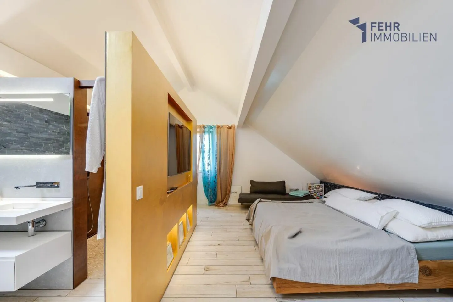 Fehr Immobiliare - Lussuoso appartamento duplex attico 5½ locali con laboratorio - Foto 9 di 13