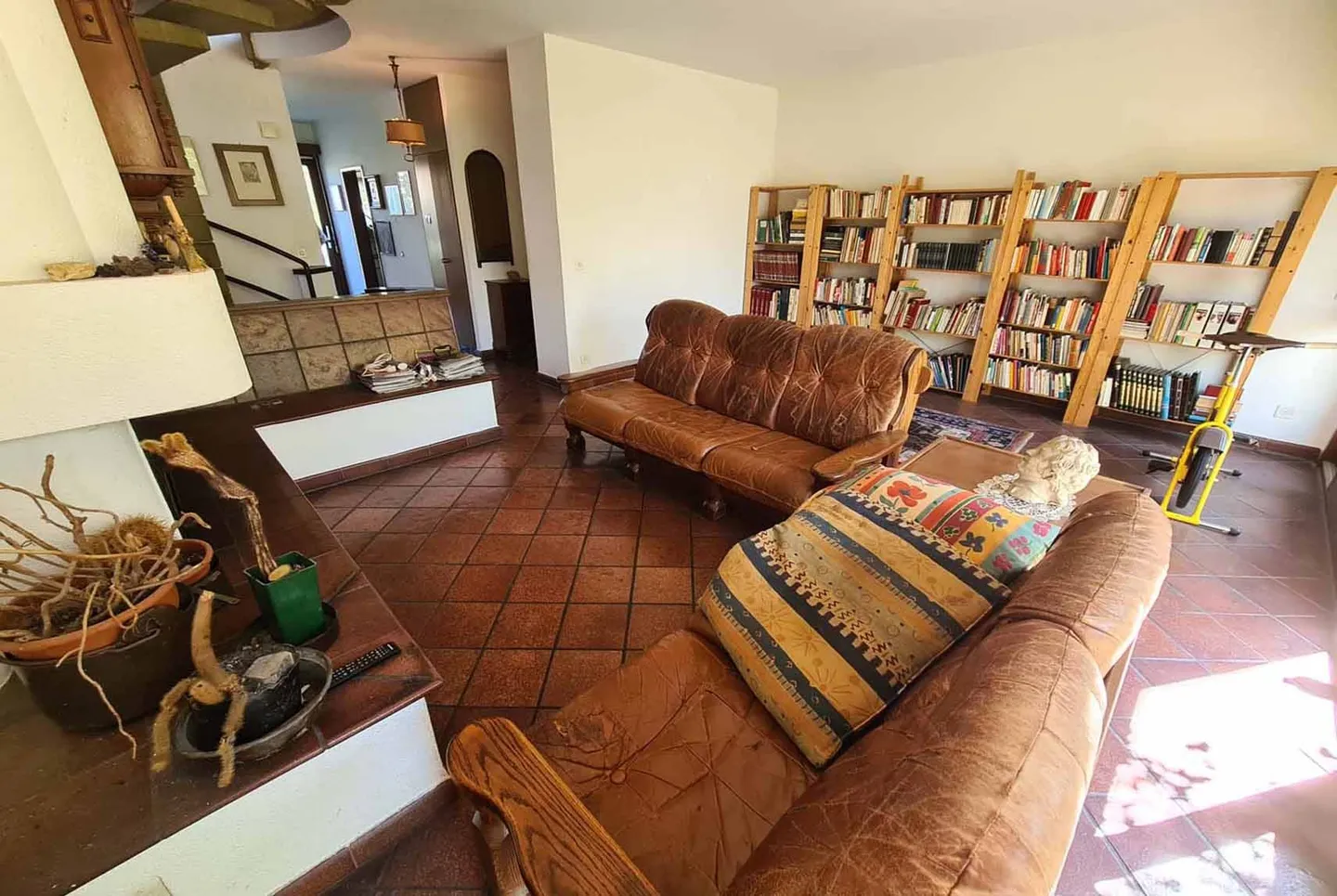 SPLENDIDA CASA GEMELLA 5.5 LOCALI IMMERSA NEL VERDE A MELANO - Foto 1 di 10