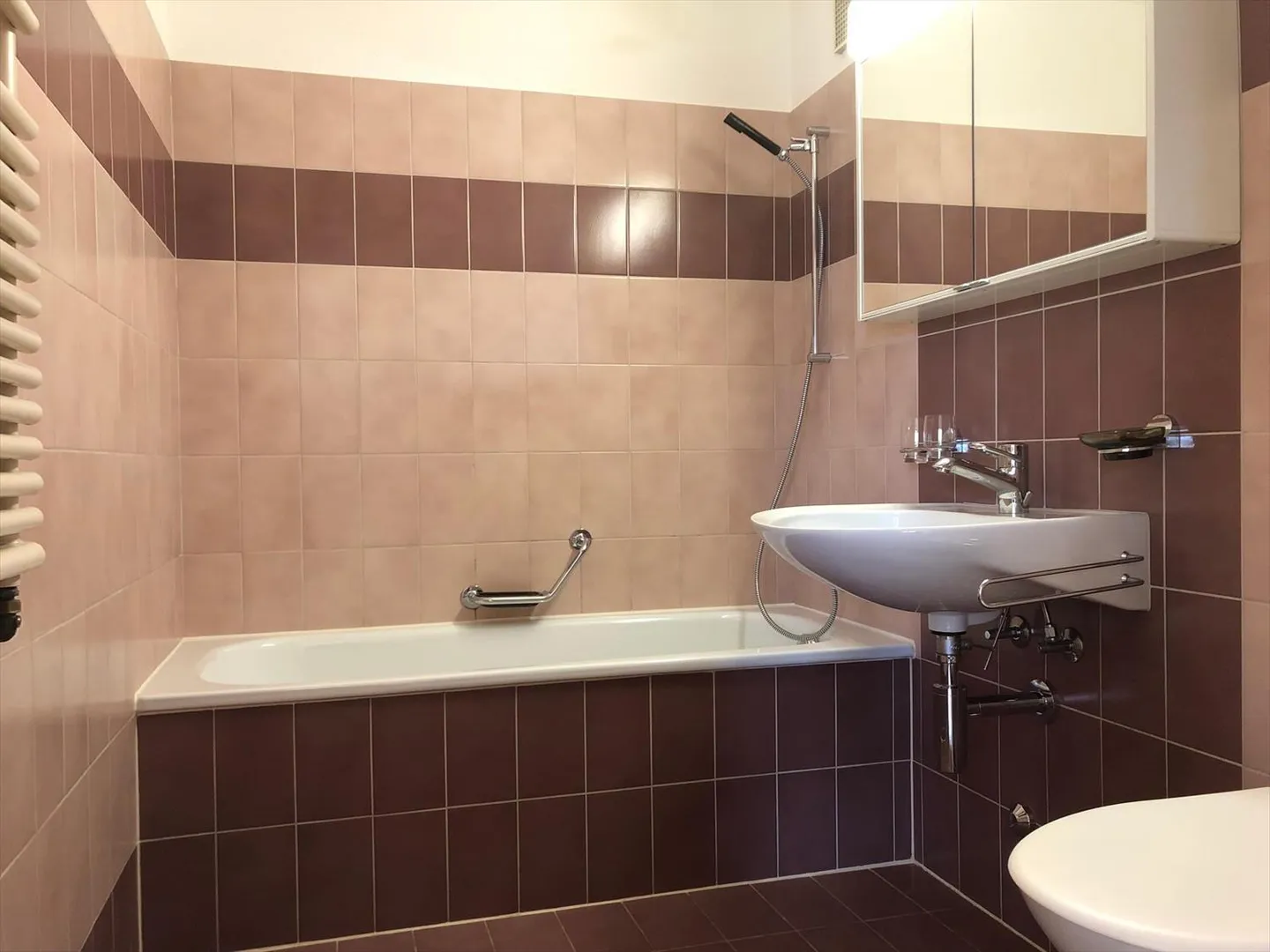 1.5 Room Apartment - Photo 4 of 5