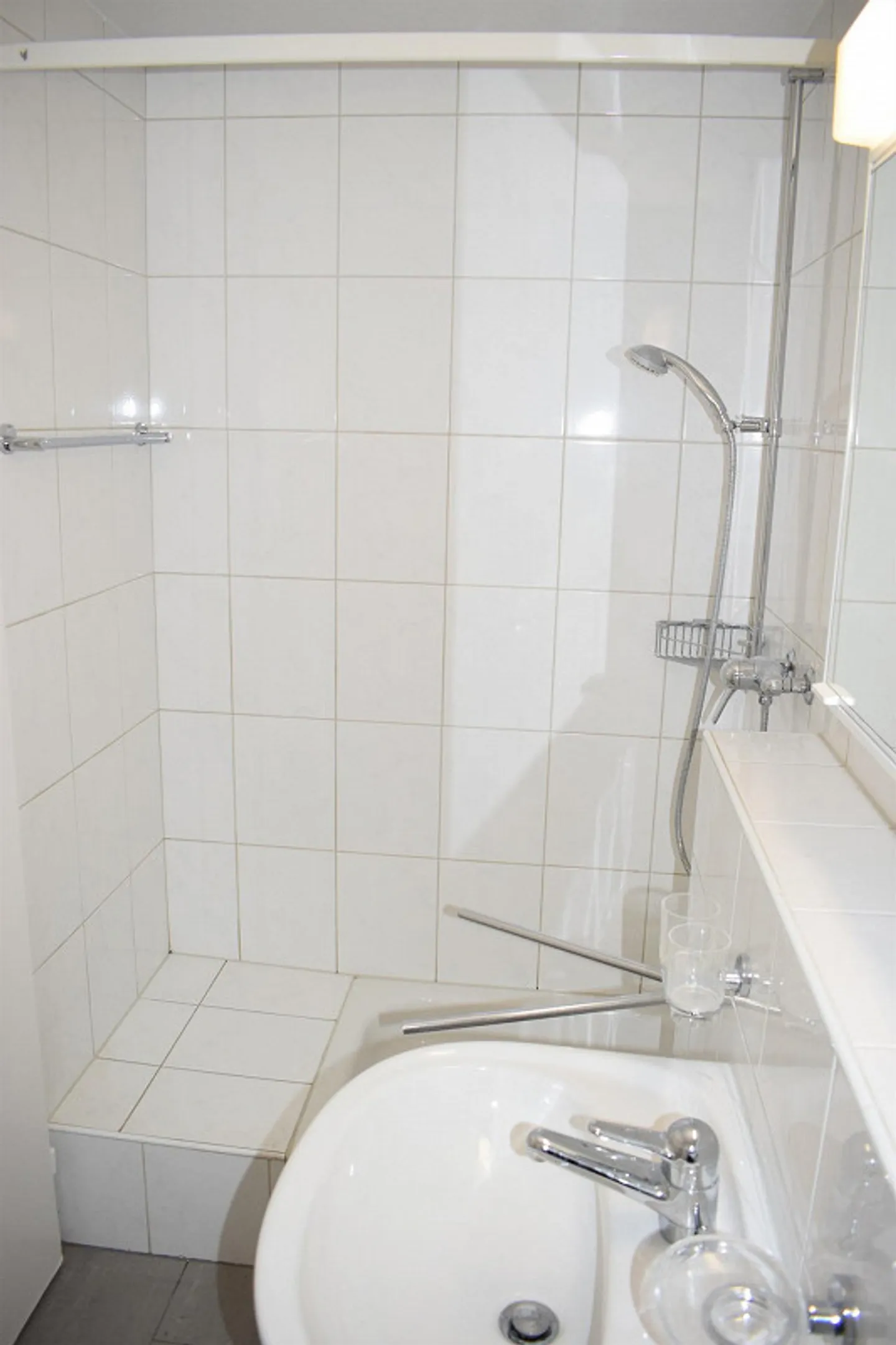 Charming Apartment in Thun - Photo 4 of 6