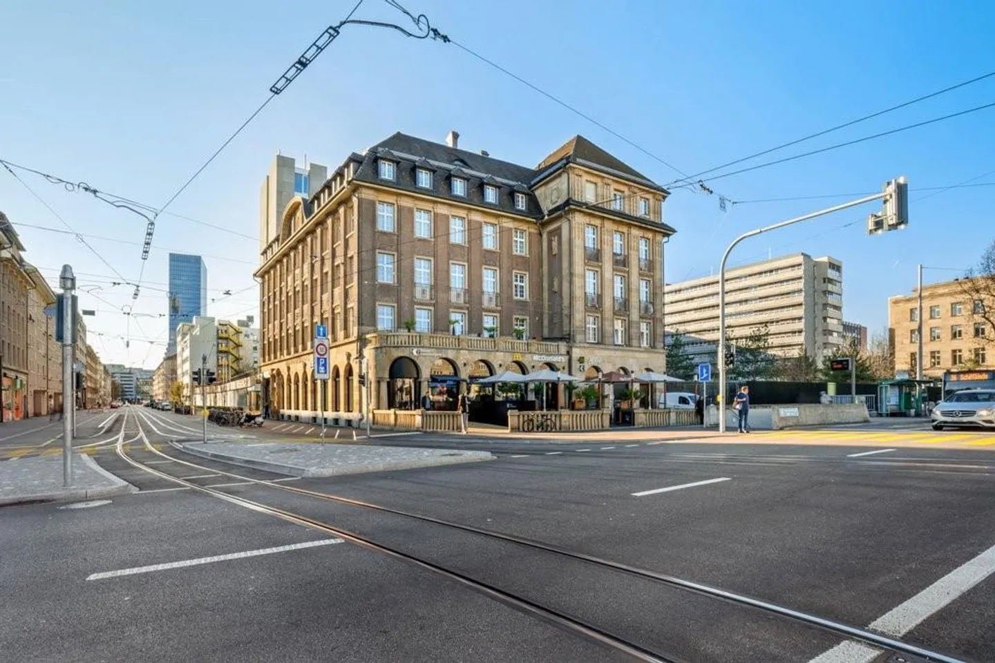 Helle 5-Zimmerwohnung in Toplage - Foto 1 von 10