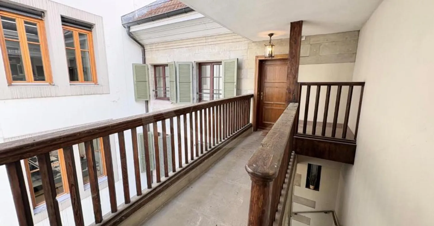 Duplex Charmant dans un Bâtiment Historique - Photo 6 sur 7