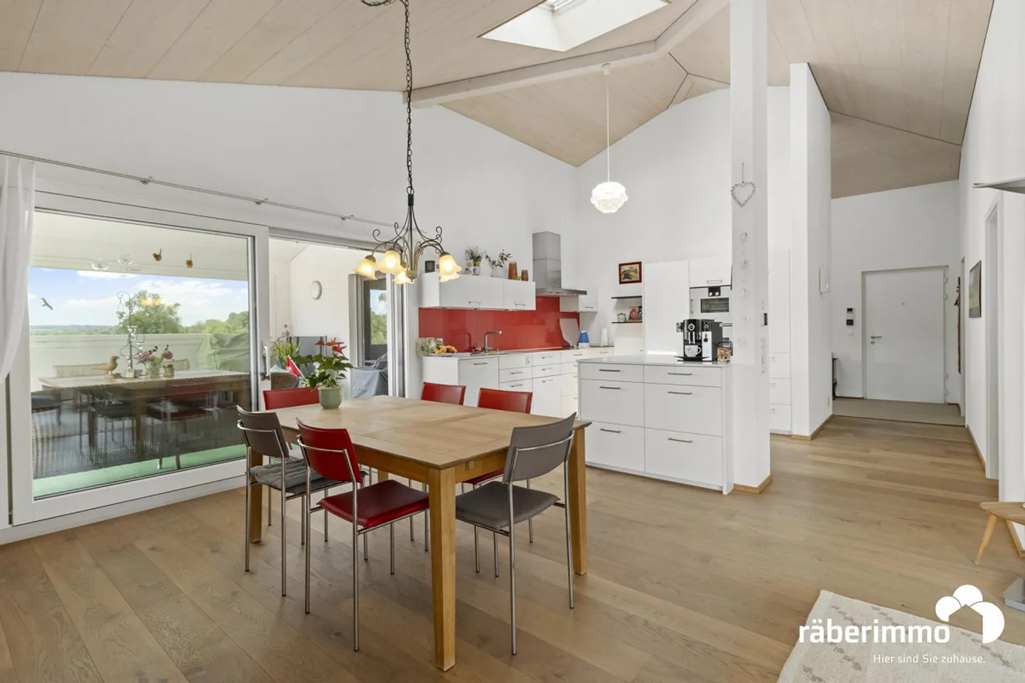 ATTRATTIVA CASA BIFAMILIARE CON VISTA - Foto 9 di 12