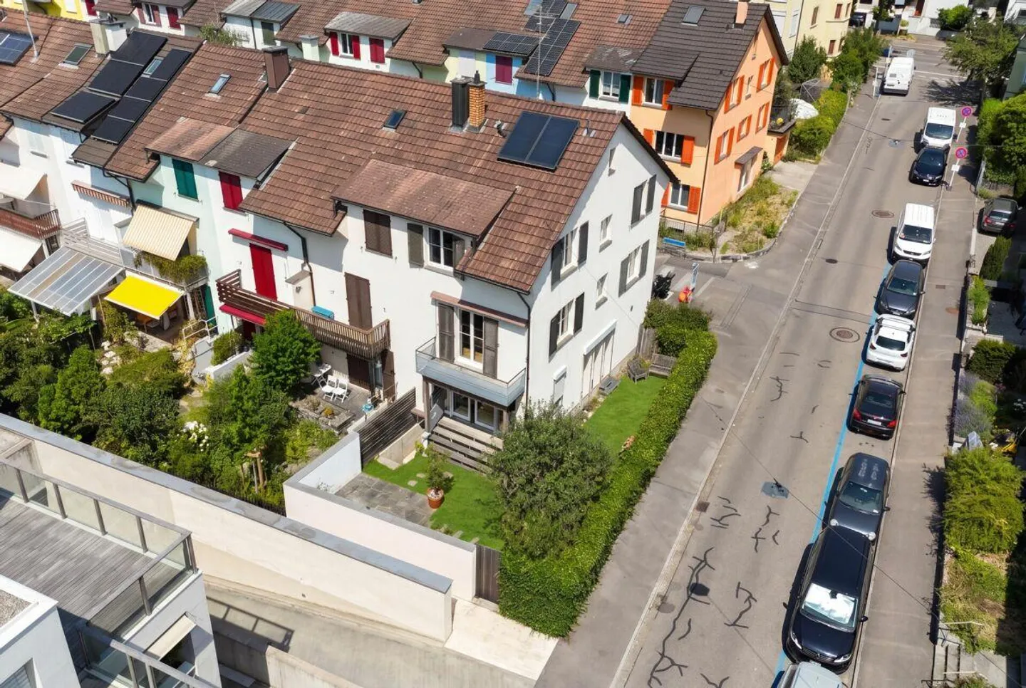 Well-maintained single-family house in the popular Neubad district - Photo 2 of 25