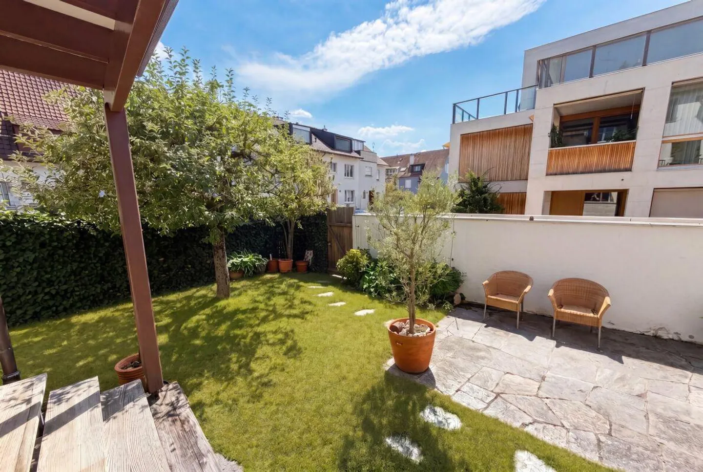 Well-maintained single-family house in the popular Neubad district - Photo 5 of 25
