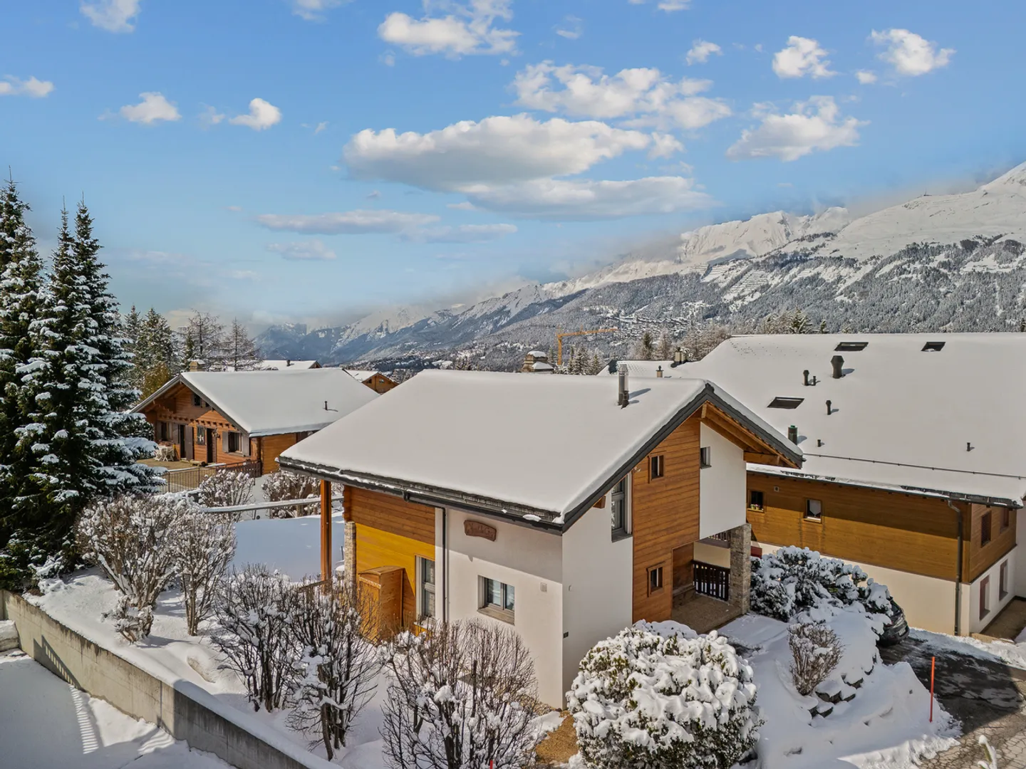 Eleganza alpina vicino al golf - Foto 2 di 20