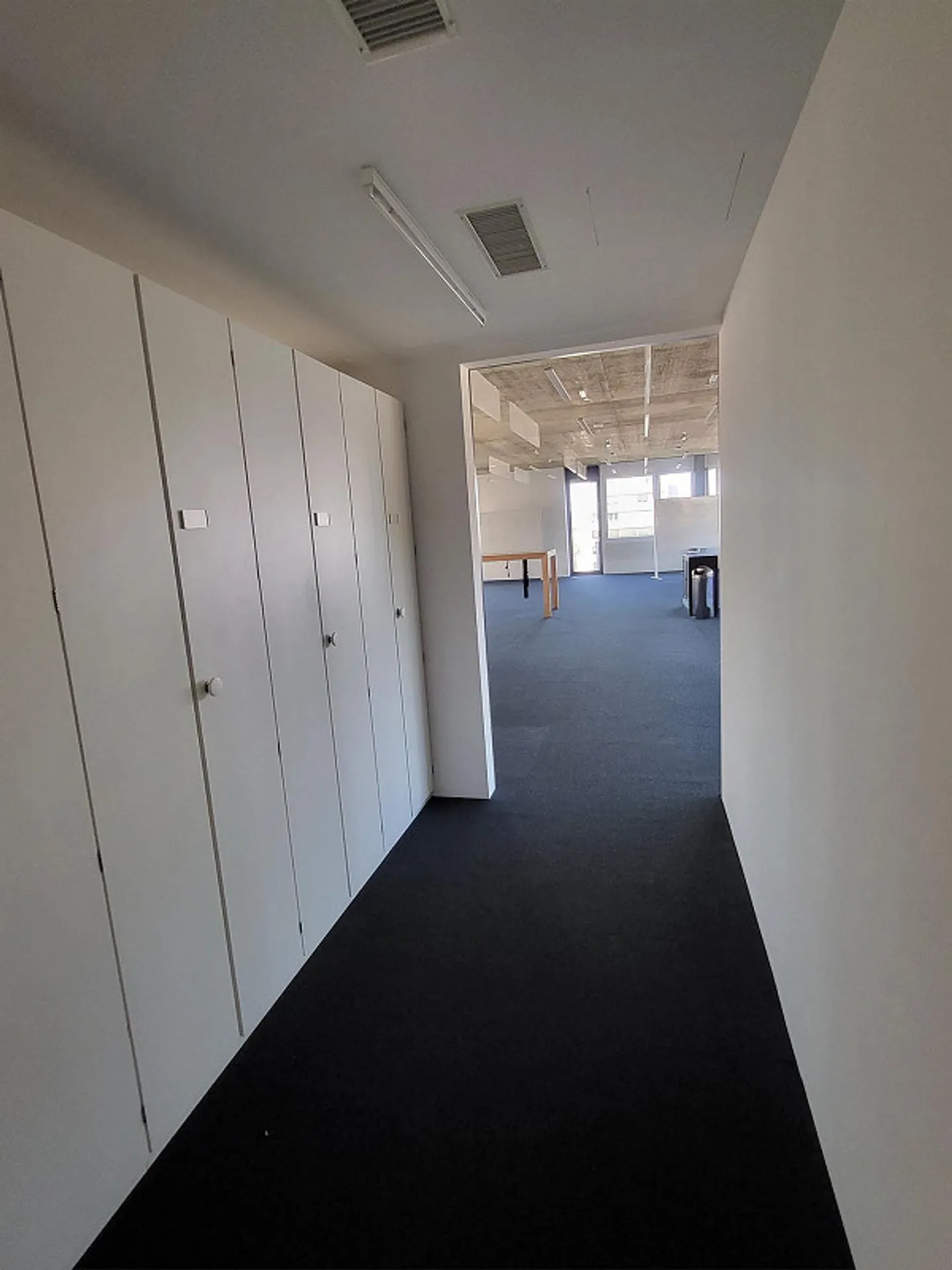 Qui puoi lavorare I Spazio ufficio / Spazio commerciale 550 m² - Foto 4 di 11