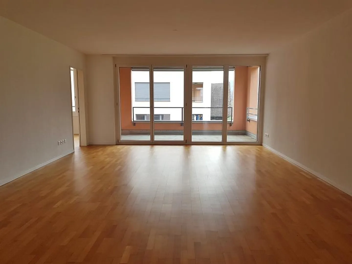 Appartement 4.5 pièces dans un environnement rural - Photo 2 sur 6