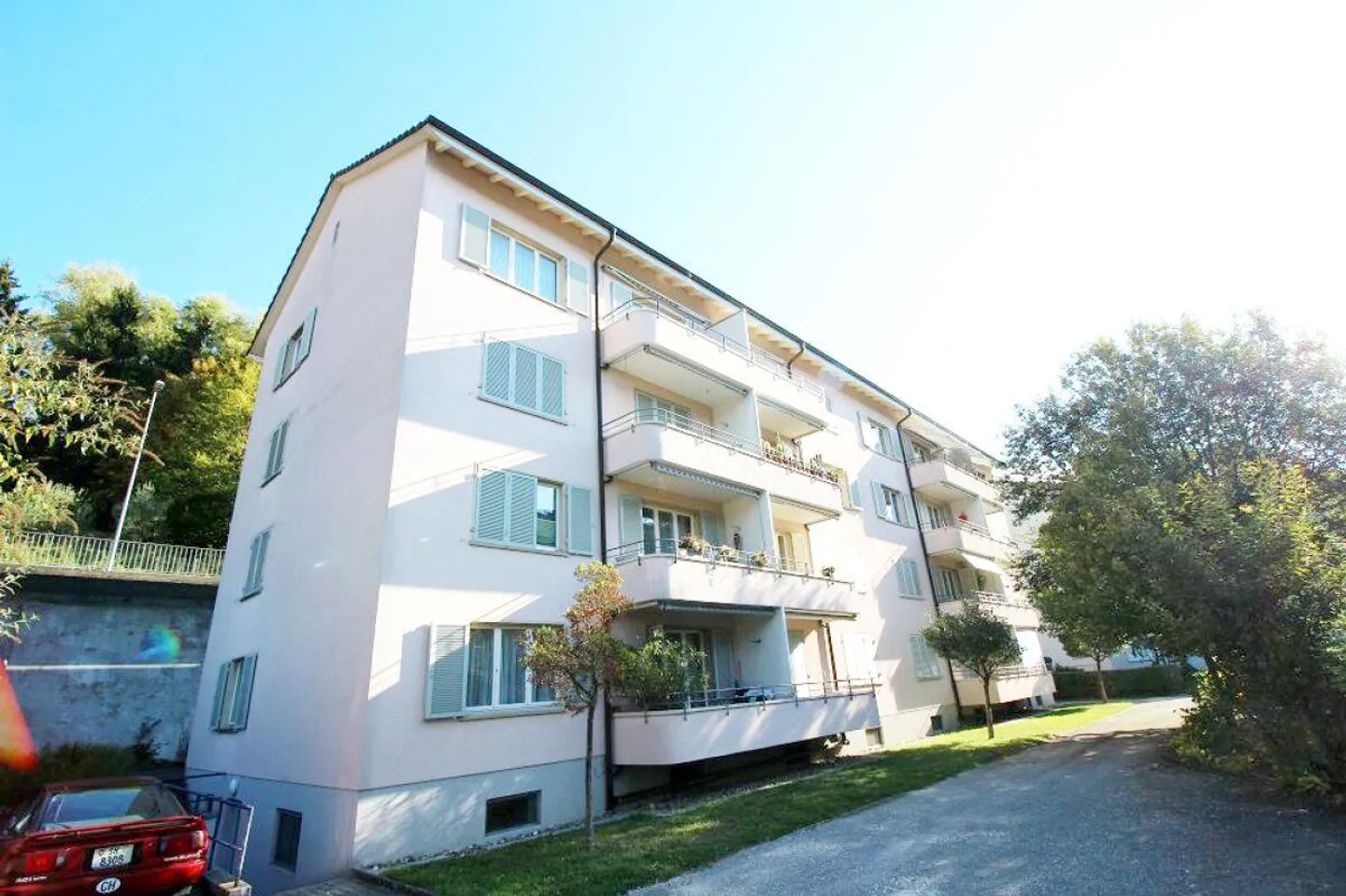 Beautiful, bright apartment just 1 minute from the Rhine river - Photo 1 of 11