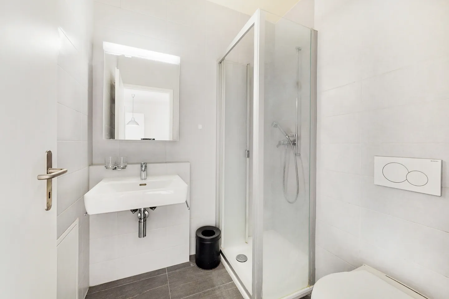 Furnished Studio for Rent - Photo 2 of 4