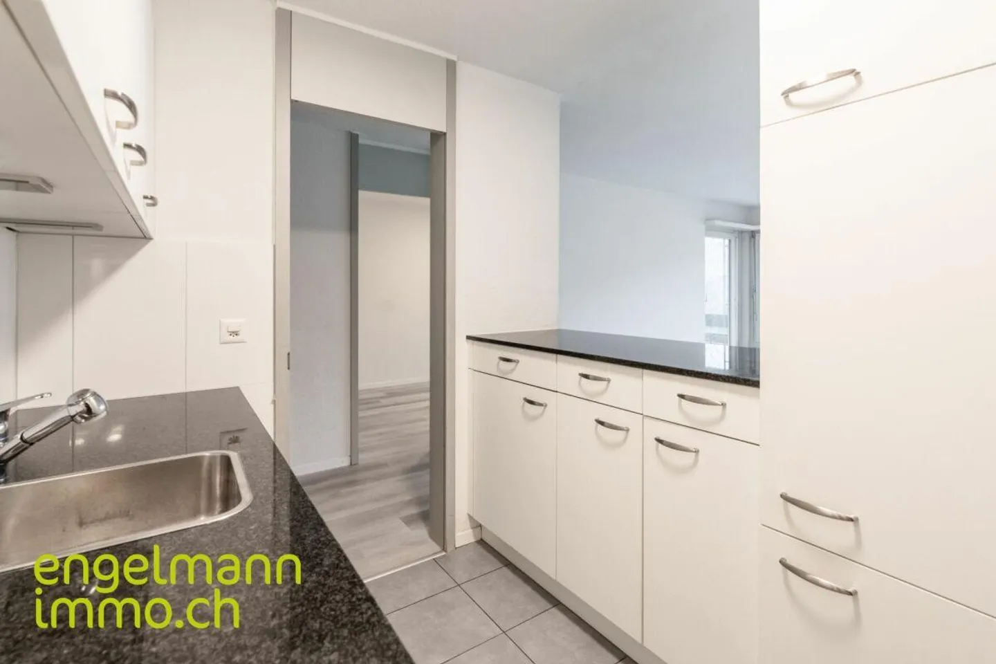 4-room apartment - Photo 8 of 15