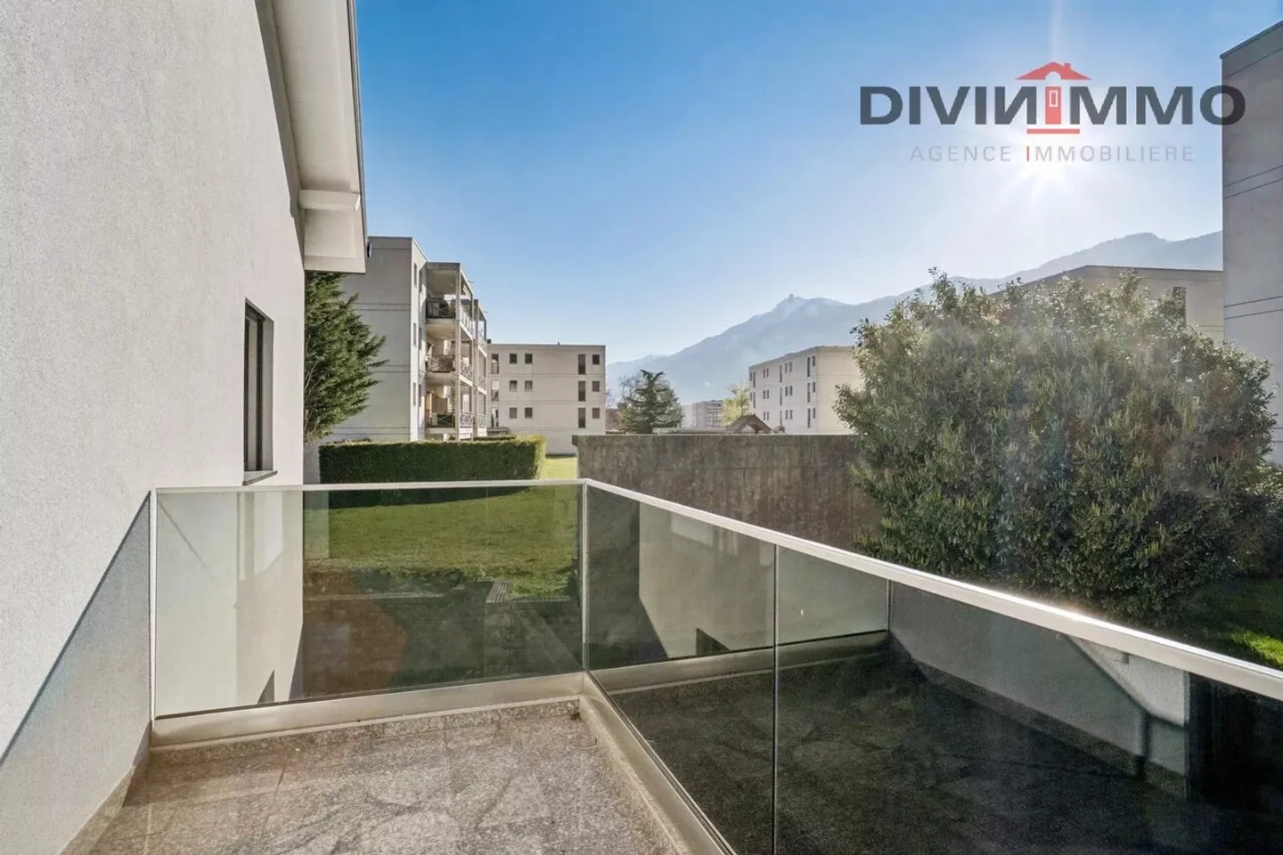 Charming 4.5-Room Apartment - Photo 5 of 9