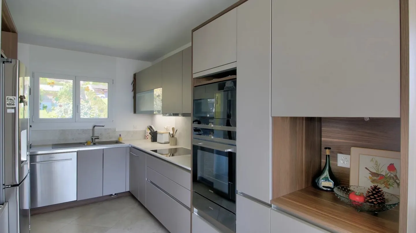 Appartamento attico di 3,5 stanze allettante - Foto 4 di 13
