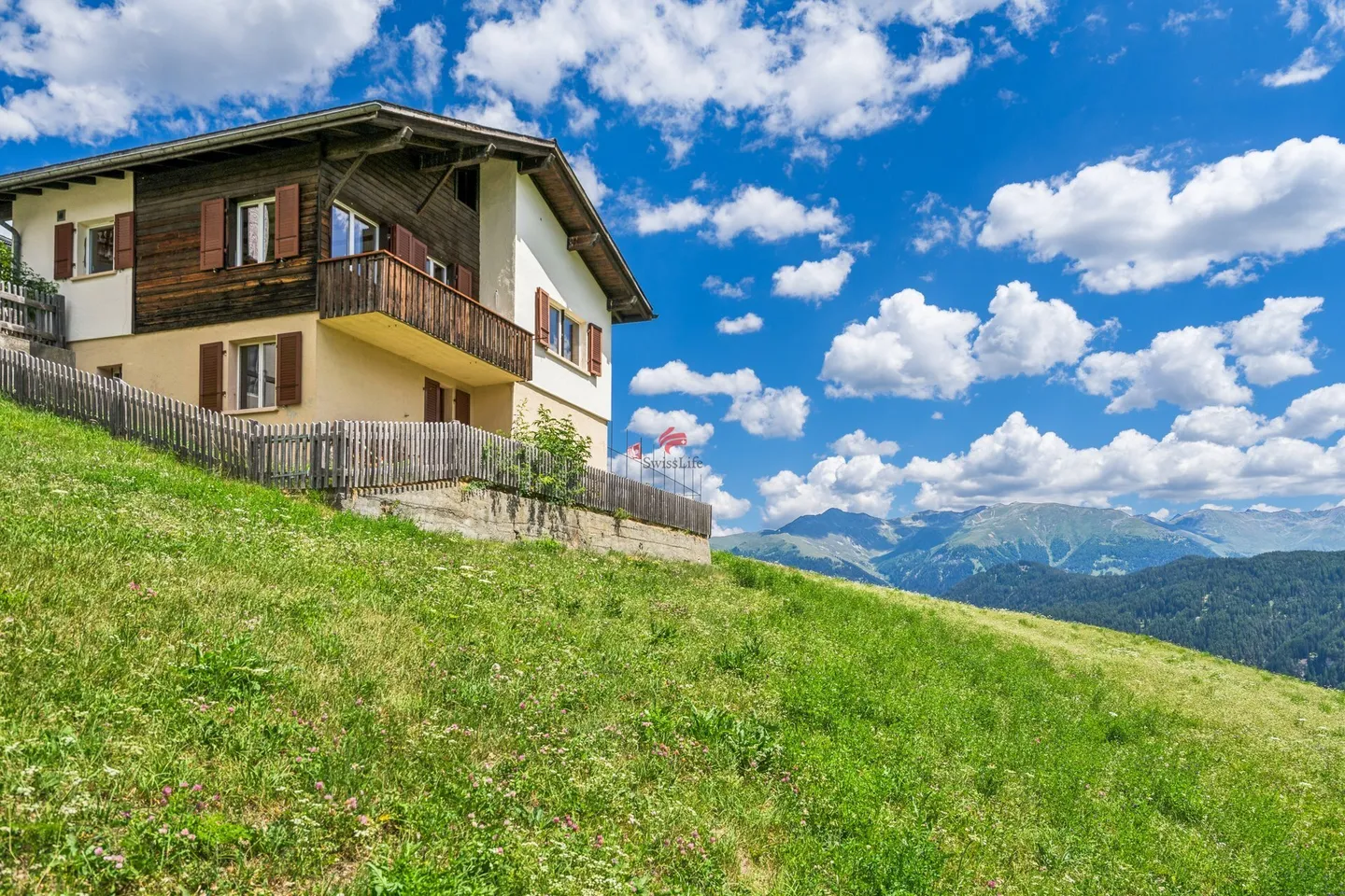 Une oasis de tranquillité avec une vue imprenable sur les montagnes - Photo 2 sur 16