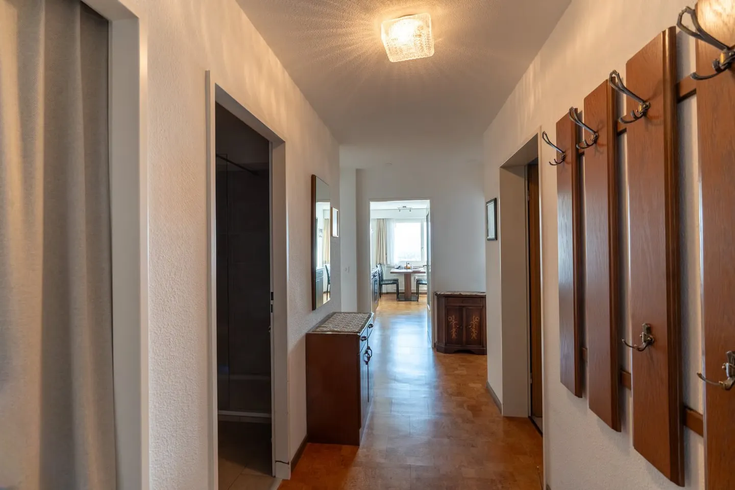 Appartement central de 3,5 pièces avec vue - Photo 11 sur 15