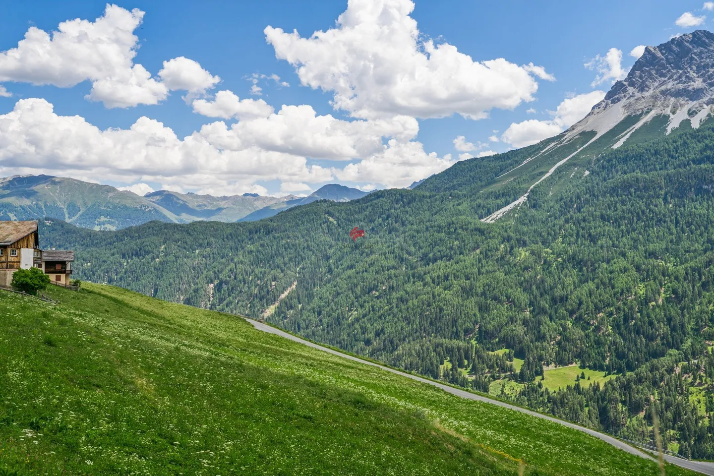 Une oasis de tranquillité avec une vue imprenable sur les montagnes - Photo 14 sur 16
