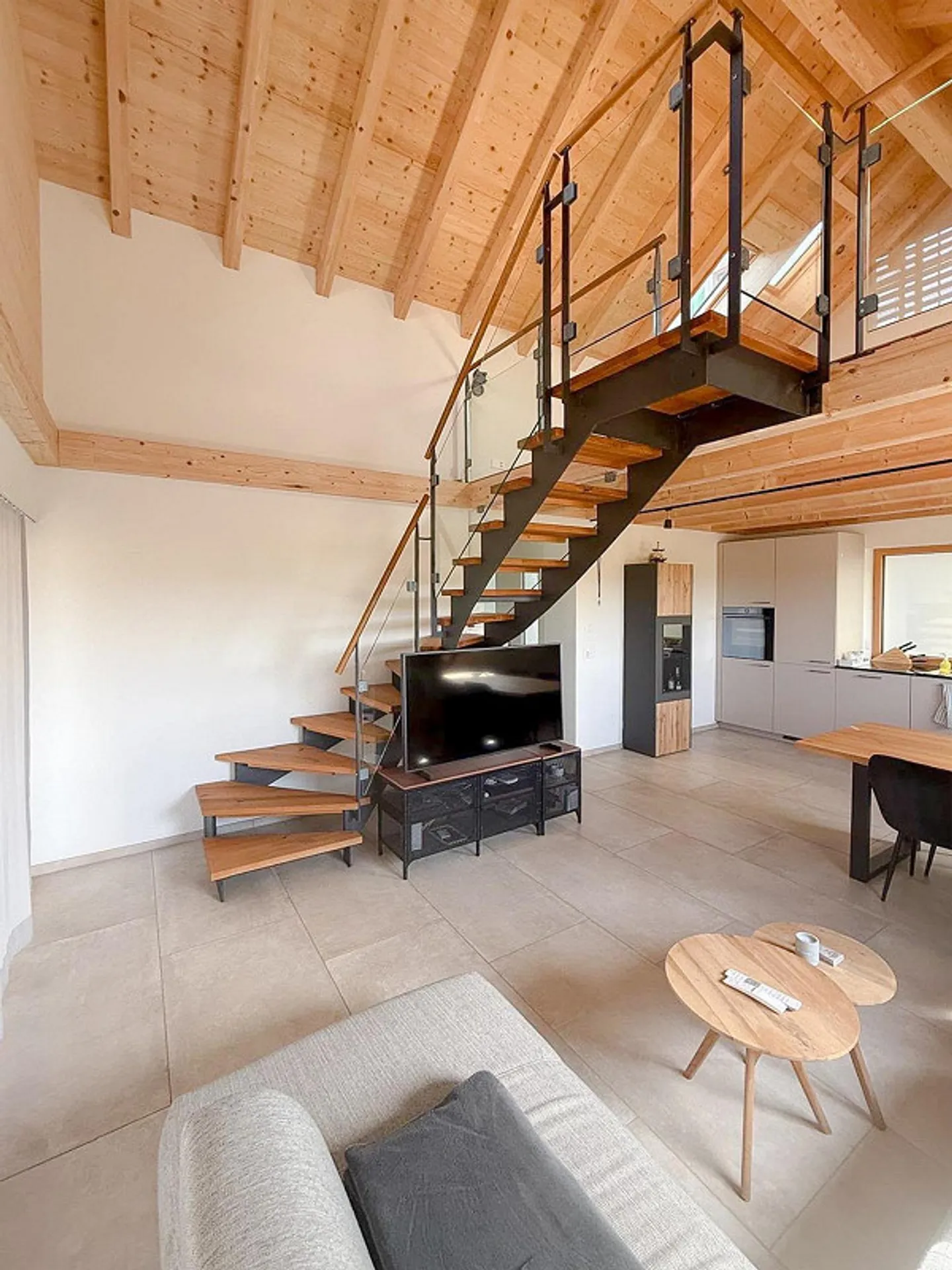 2.5 Room Duplex Apartment Ex-Milchhuus - Photo 2 of 13
