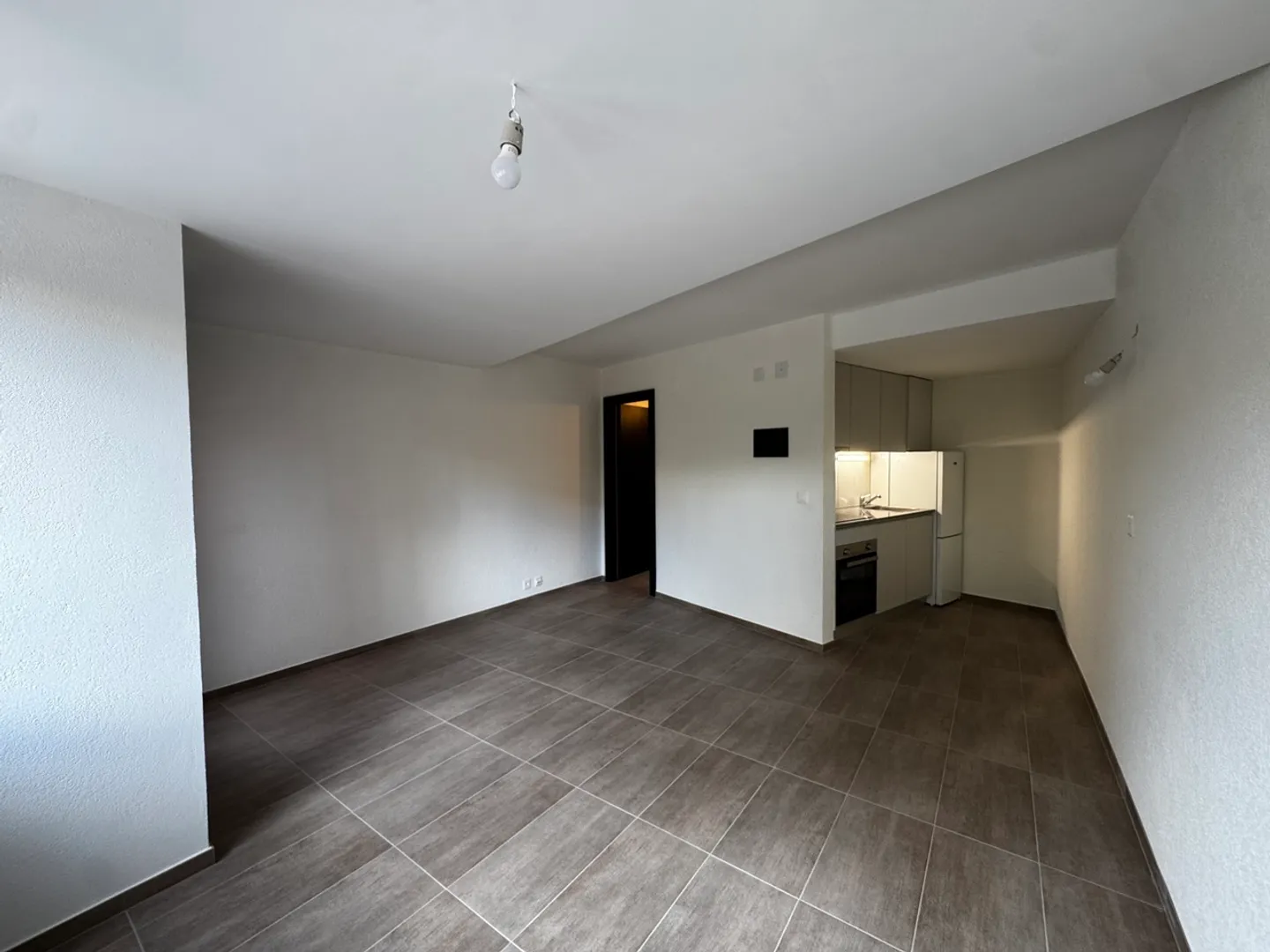 Studio completamente ristrutturato - Foto 1 di 5