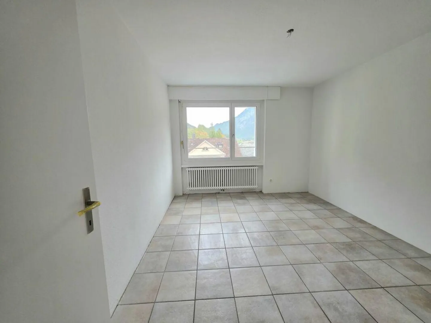 Appartamento di 4,5 stanze con due balconi - Foto 9 di 9