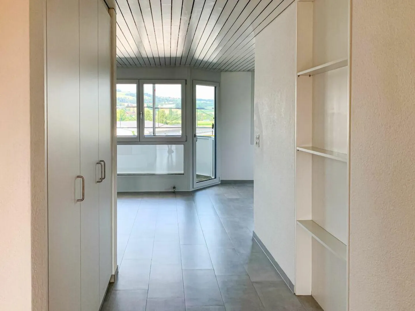 Beautiful 4½-room apartment with lake view - Photo 5 of 15