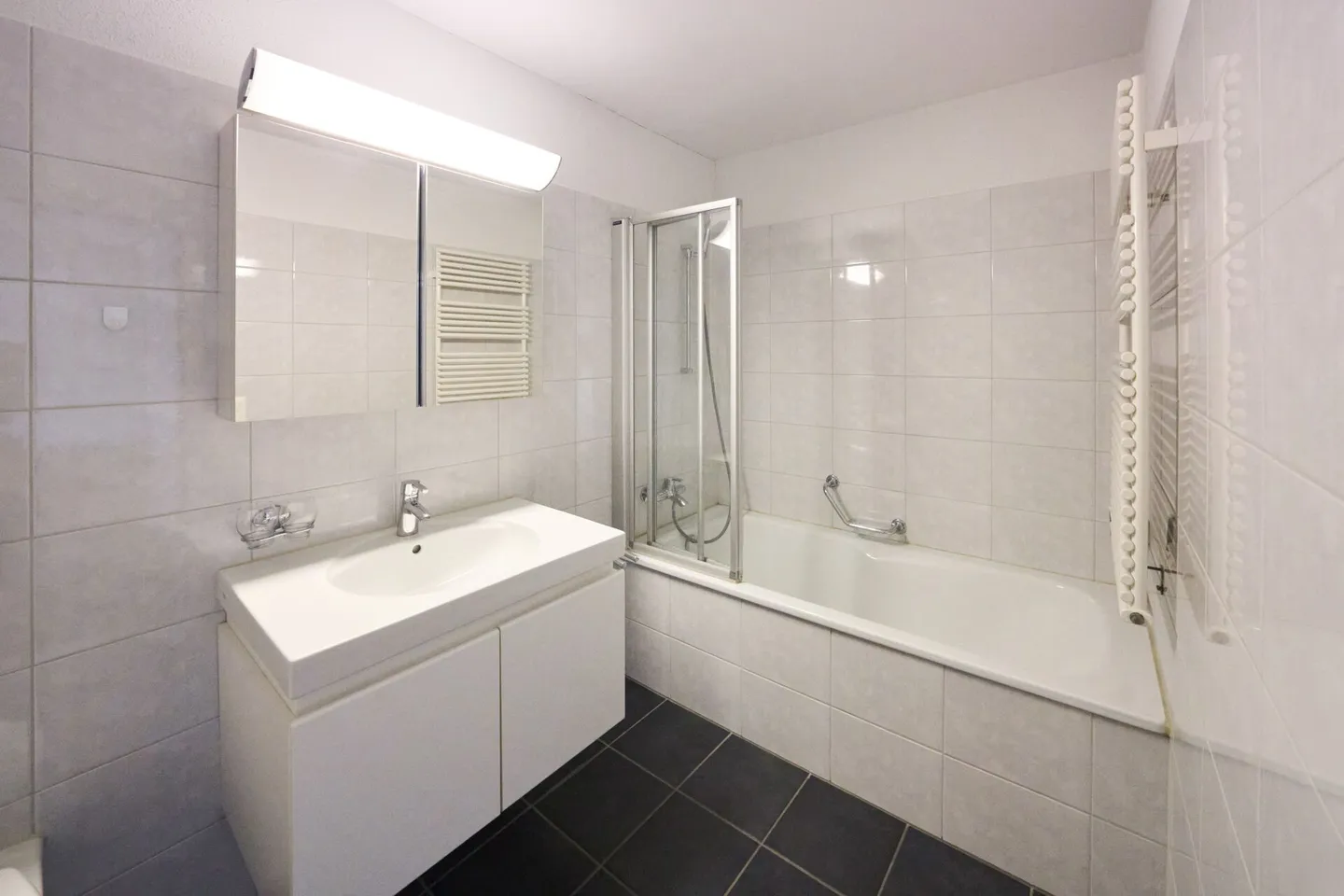 Moderne Wohnung an zentraler Lage in Wil - Photo 8 of 9